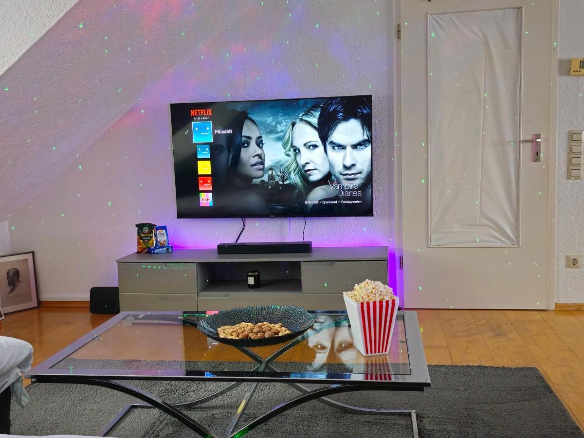 Sauna - Massage -Bodensee-Cinema Feeling- Home Sharing - Parking - Kueche Radolfzell am Bodensee Exteriér fotografie